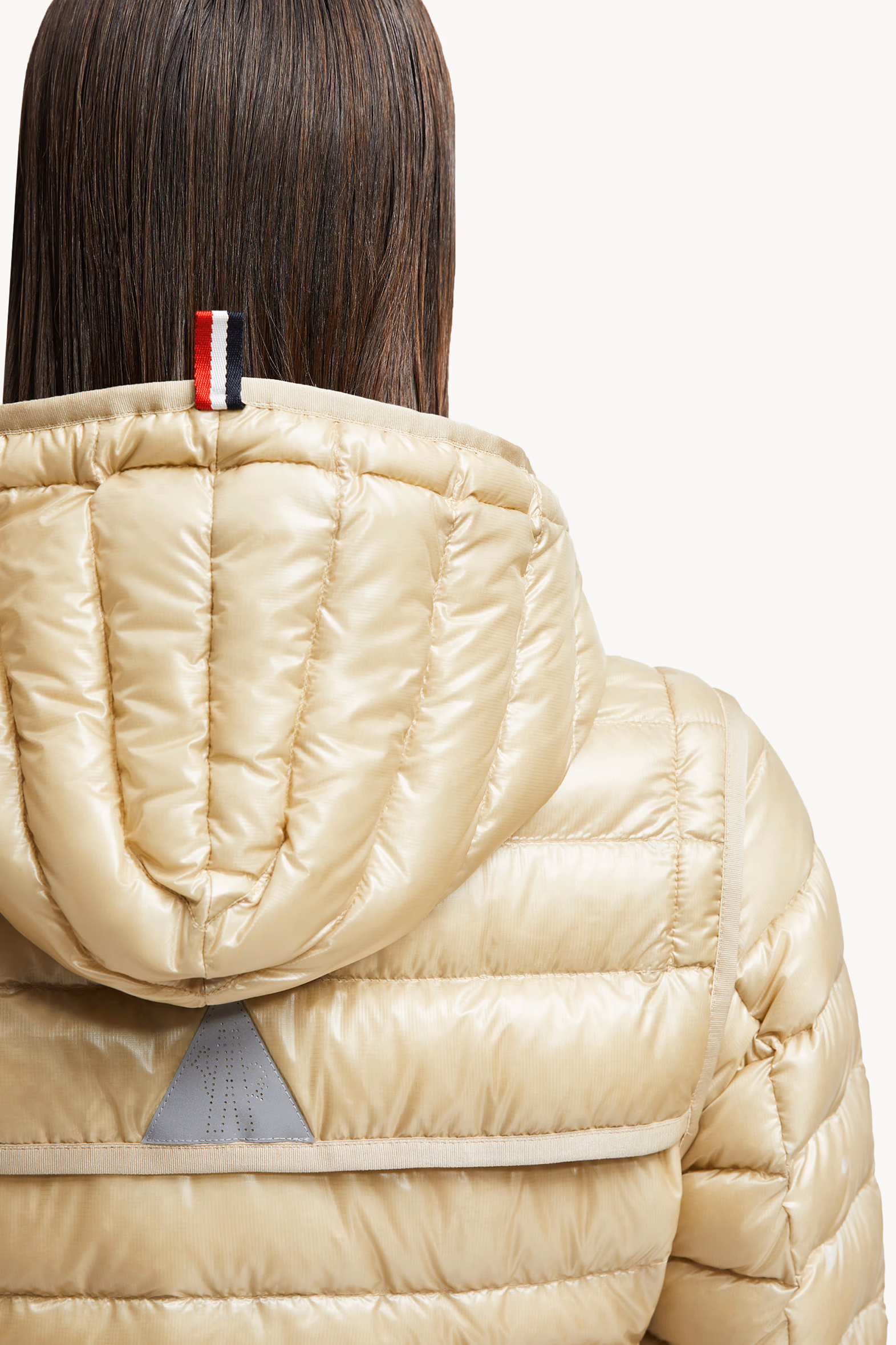 Plumífero corto con capucha 2 en 1 Karura Mujer Beige Arena Moncler 7
